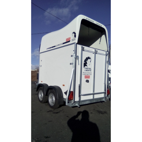 CARRINHA 1.5 LUGARES HORSE FREEDOM GOLD ONE WHITE LINE - Image 3